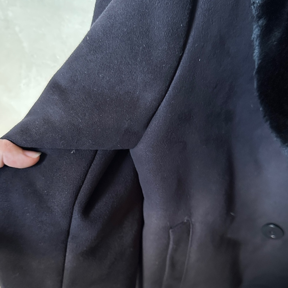 Ralph Lauren Black Label Women's Black Coat with Faux Fur sz small - Picture 4 of 9